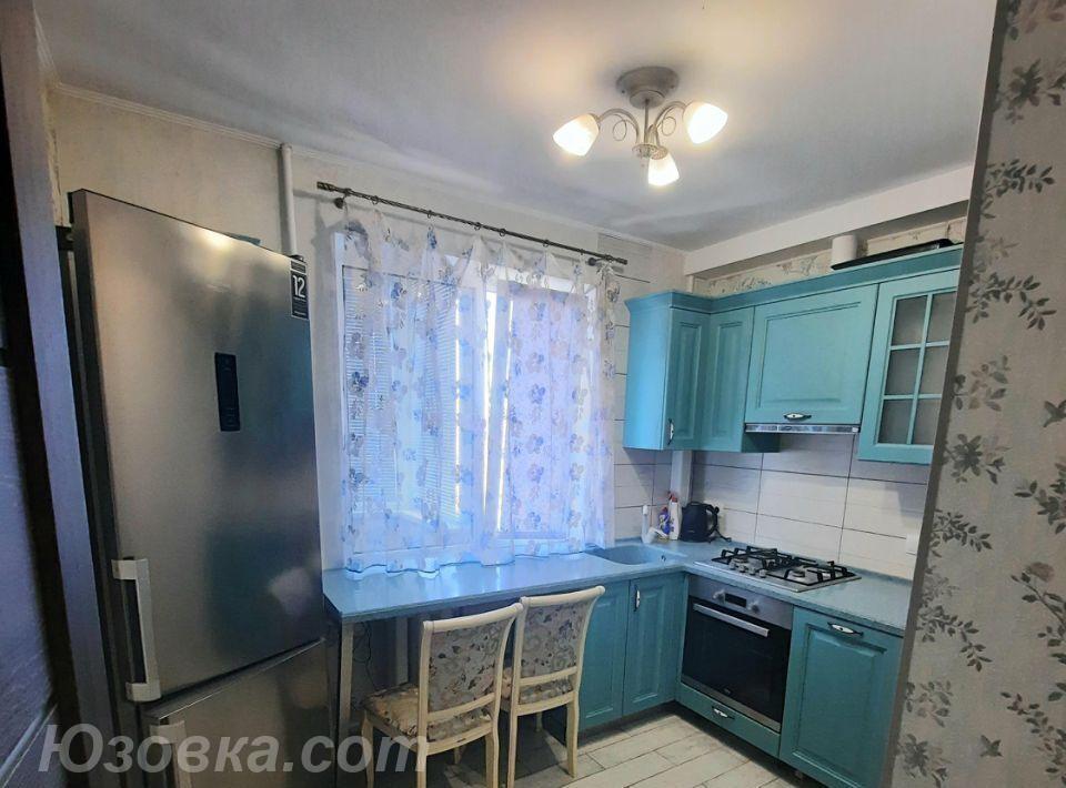 1-комн. квартира, 34м², с мебелью, 4/5 эт., ДОНЕЦК
