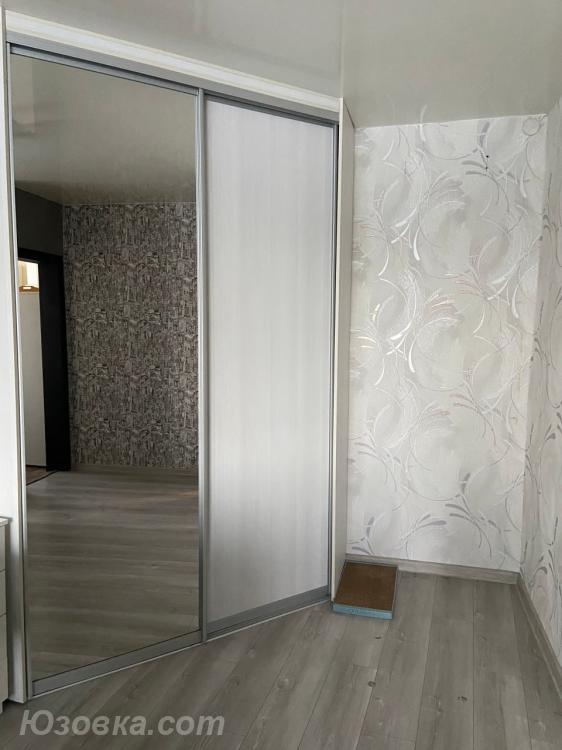 2-комн. квартира, 52м², с мебелью, 2/5 эт., ДОНЕЦК