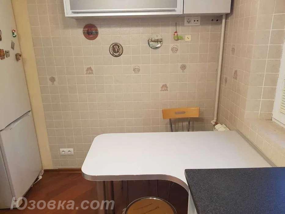 1-комн. квартира, 32м², с мебелью, 2/5 эт., ДОНЕЦК