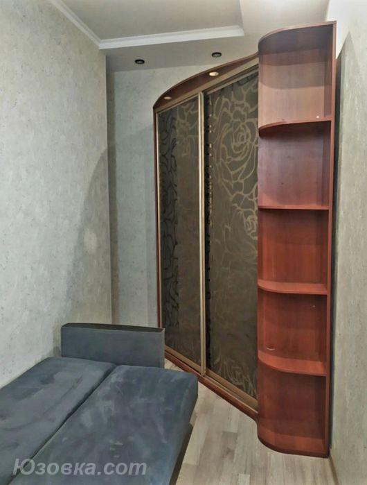 2-комн. квартира, 46м², с мебелью, 3/9 эт., ДОНЕЦК
