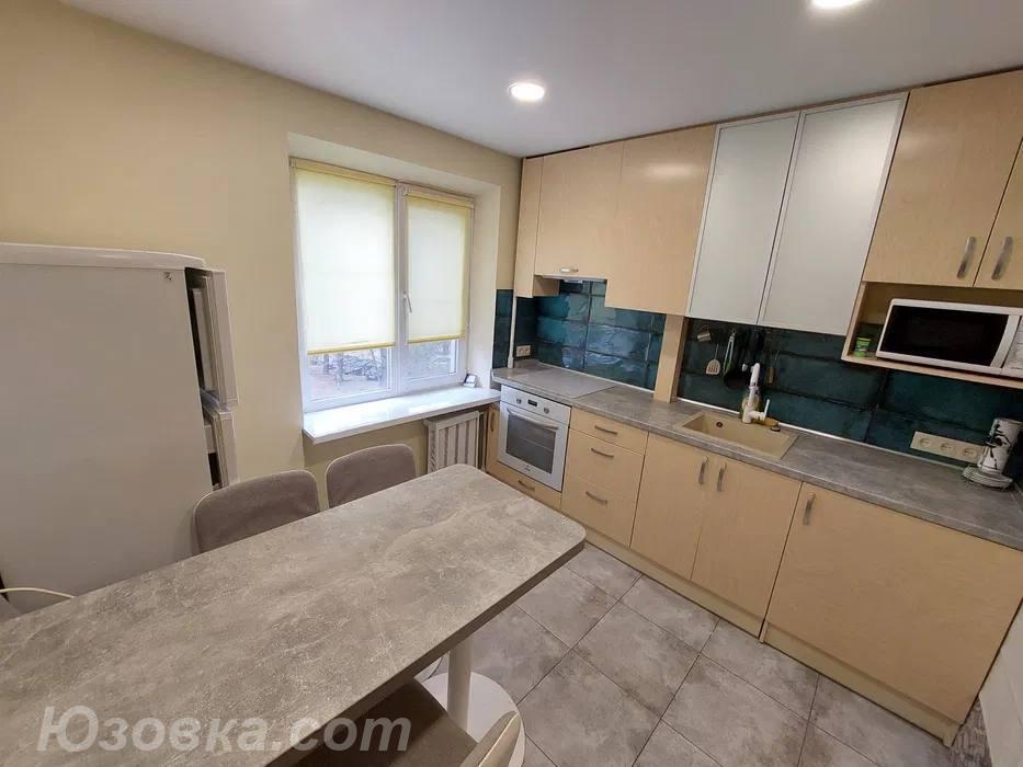 2-комн. квартира, 47м², с мебелью, 2/5 эт., ДОНЕЦК