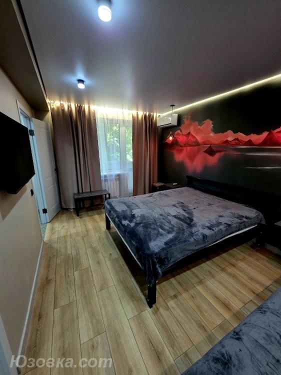 2-комн. квартира, 50м², с мебелью, 2/9, ДОНЕЦК