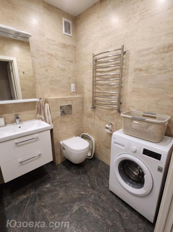 2-комн. квартира, 49м², с мебелью, 2/4 эт., ДОНЕЦК