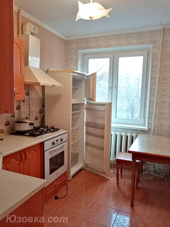 2-комн. квартира, 52 м², вторичка, 6/9 эт.