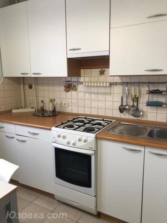 3-комн. квартира, 70м², с мебелью, 4/9 эт., ДОНЕЦК