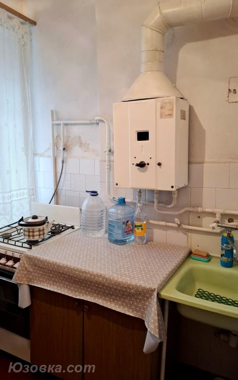 2-комн. квартира, 50 м², вторичка, 2/2 эт., ДОНЕЦК
