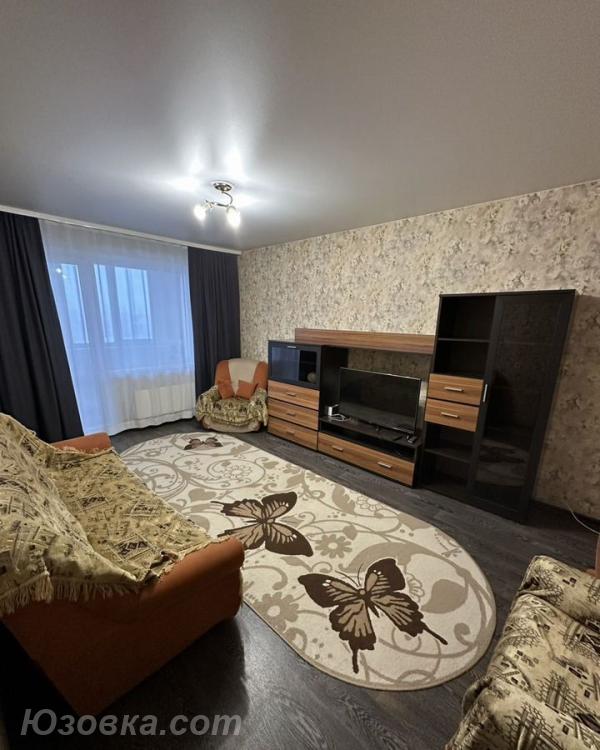 2-комн. квартира, 56м², с мебелью, 4/5 эт., ДОНЕЦК