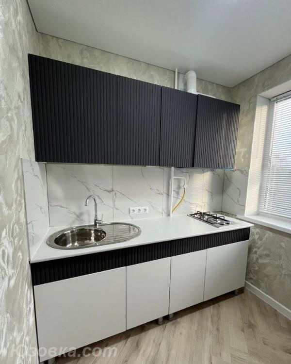 2-комн. квартира, 50м², с мебелью, 4/9 эт., ДОНЕЦК