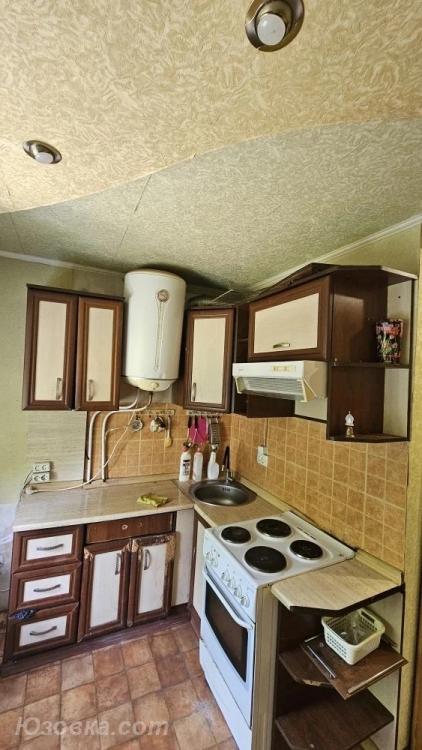 2-комн. квартира, 44 м², вторичка, 2/2 эт., ДОНЕЦК