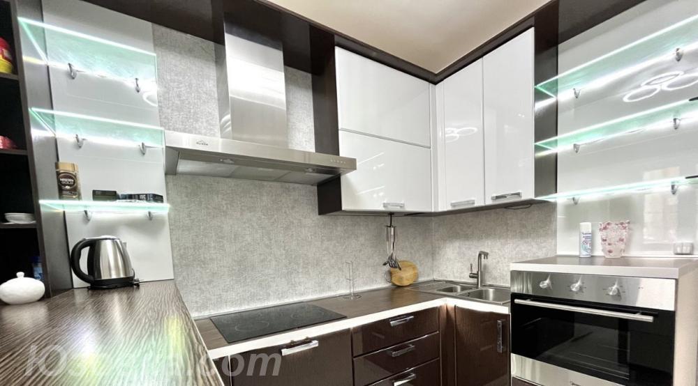 2-комн. квартира, 50м², с мебелью, 3/9 эт., ДОНЕЦК