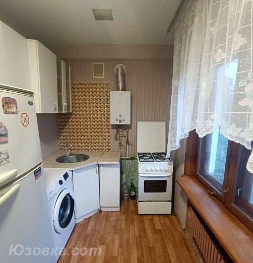 2-комн. квартира, 45 м², вторичка, 5/5 эт., ДОНЕЦК