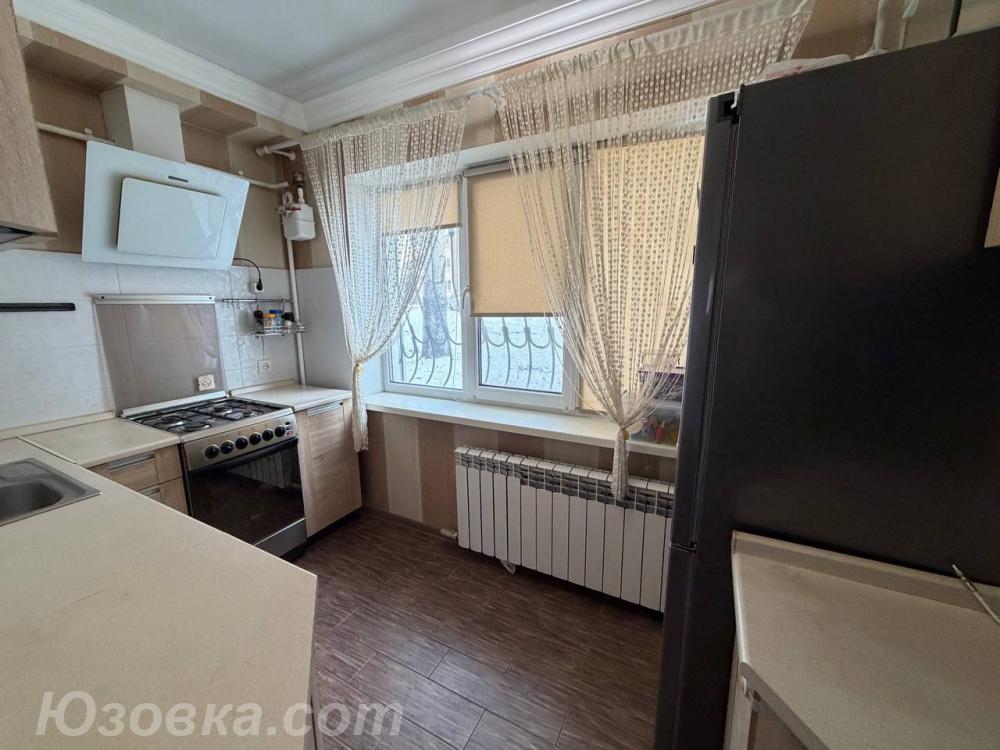 3-комн. квартира, 58 м², вторичка, 1/5 эт., ДОНЕЦК