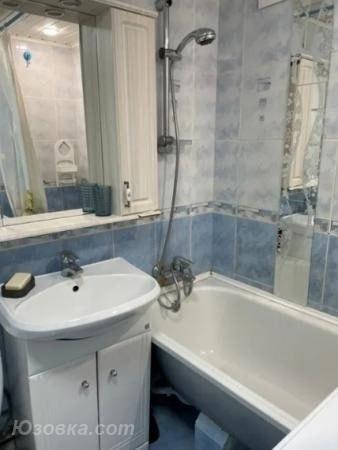 1-комн. квартира, 38м², с мебелью, 2/4 эт., ДОНЕЦК
