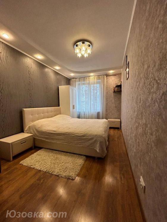 2-комн. квартира, 54м², с мебелью, 4/5 эт., ДОНЕЦК