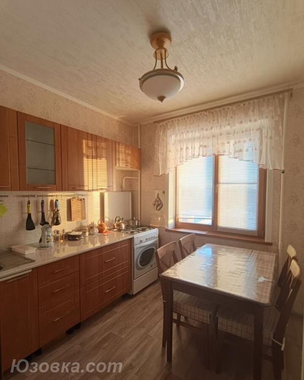 2-комн. квартира, 48м², с мебелью, 5/9 эт., ДОНЕЦК