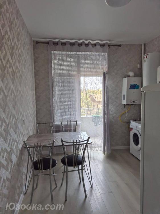 2-комн. квартира, 59м², с мебелью, 2/9 эт., ДОНЕЦК