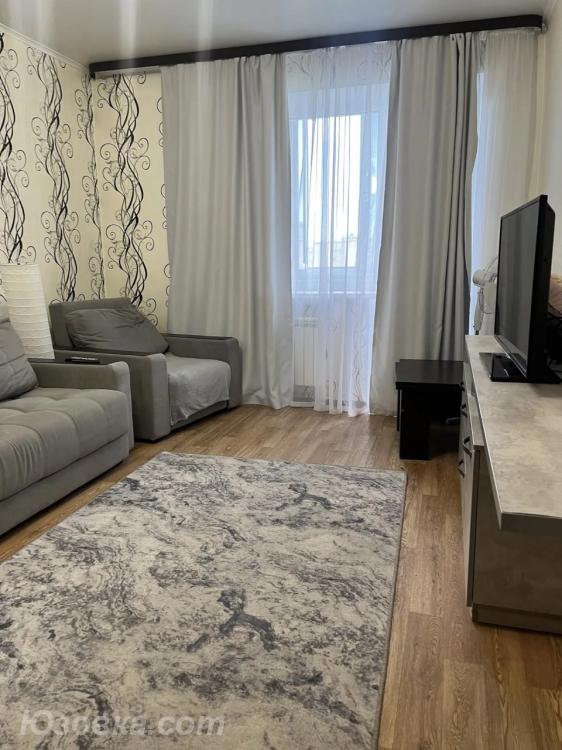 1-комн. квартира, 36м², с мебелью, 2/5 эт.