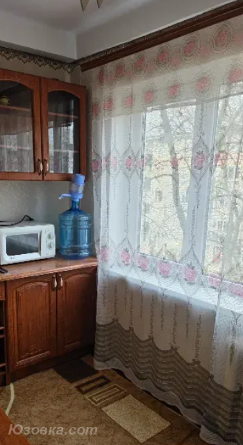 2-комн. квартира, 45 м², вторичка, 4/5 эт., ДОНЕЦК