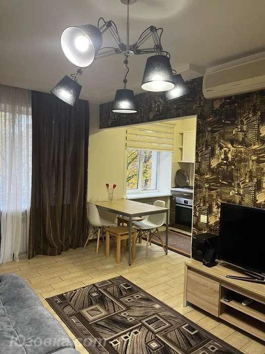 2-комн. квартира, 46м², с мебелью, 3/5 эт., ДОНЕЦК