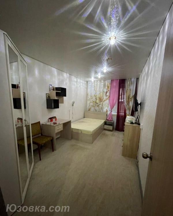 2-комн. квартира, 46м², с мебелью, 1/9 эт., ДОНЕЦК