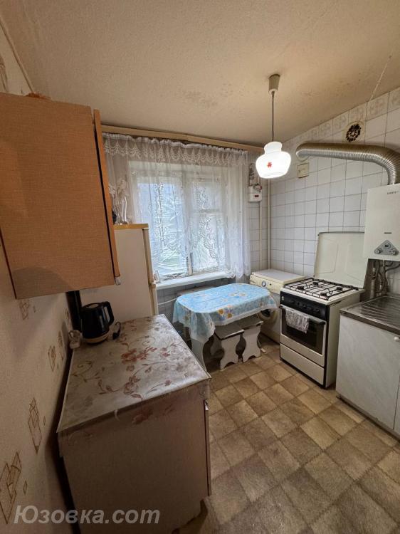 2-комн. квартира, 48 м², вторичка, 4/5 эт., Макеевка