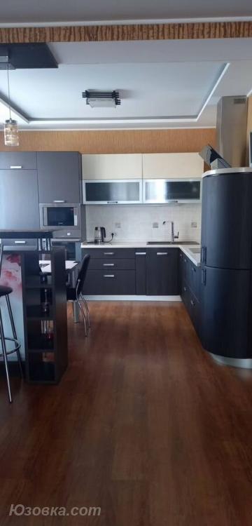 2-комн. квартира, 61м², с мебелью, 5/9 эт.