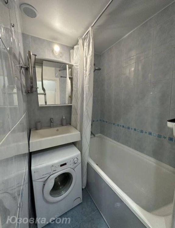 2-комн. квартира, 46м², с мебелью, 5/9 эт., ДОНЕЦК