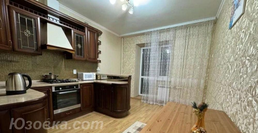 1-комн. квартира, 38м², с мебелью, 3/9 эт.