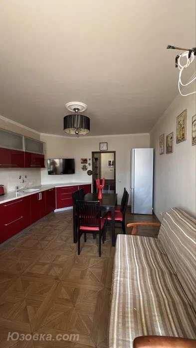 2-комн. квартира, 49м², с мебелью, 3/9 эт.