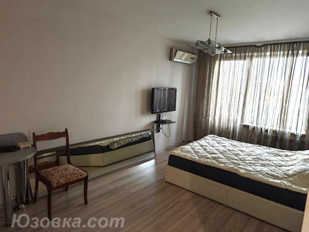 2-комн. квартира, 49м², с мебелью, 4/9 эт., ДОНЕЦК