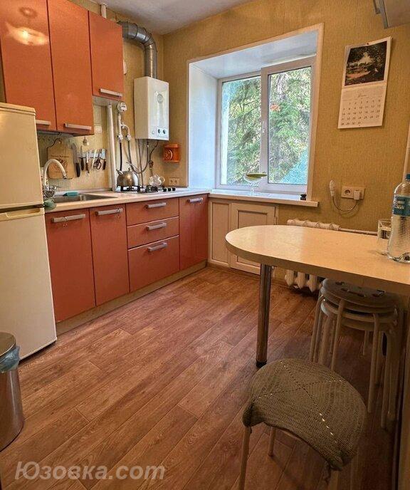 2-комн. квартира, 42м², с мебелью, 2/5 эт., ДОНЕЦК