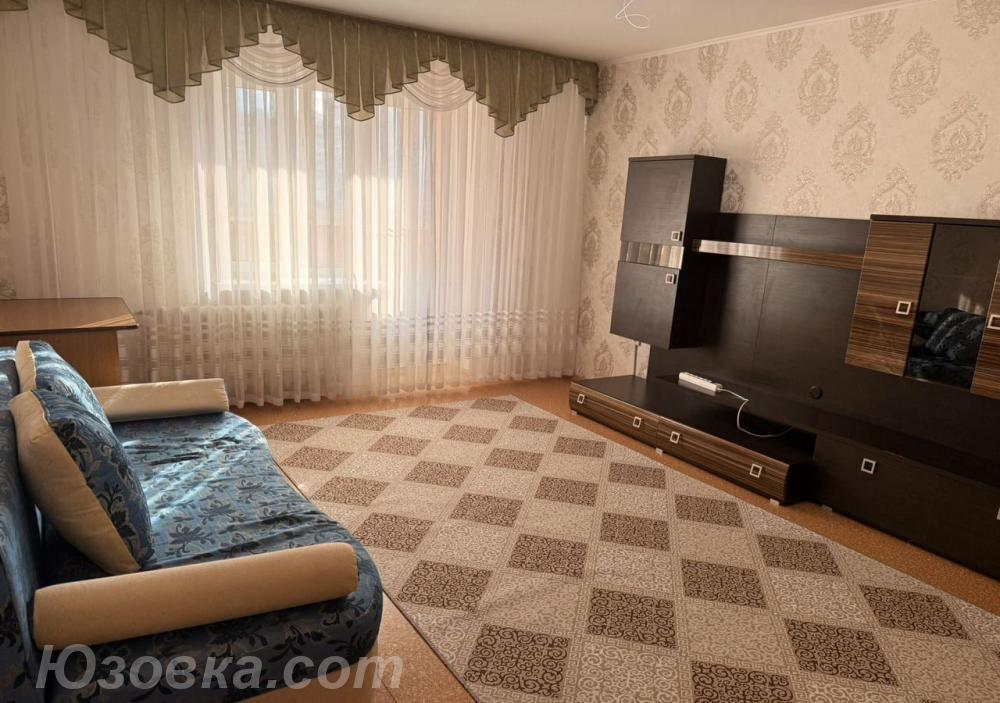 2-комн. квартира, 45м², с мебелью, 4/5 эт.