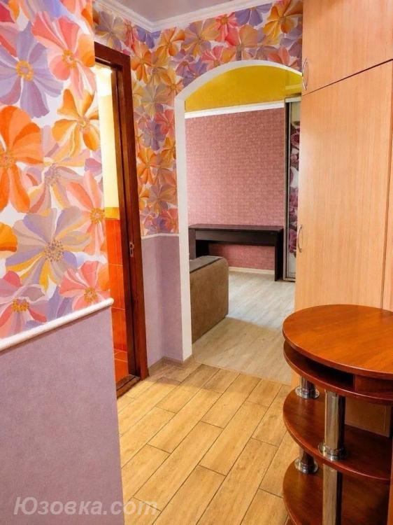 2-комн. квартира, 46 м², вторичка, 5/5 эт., ДОНЕЦК