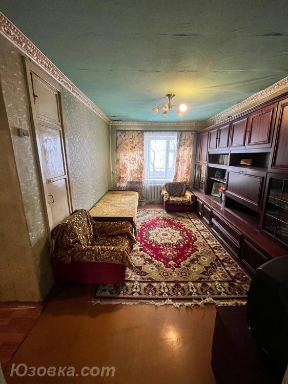 2-комн. квартира, 42 м², вторичка, 2/5 эт., ДОНЕЦК