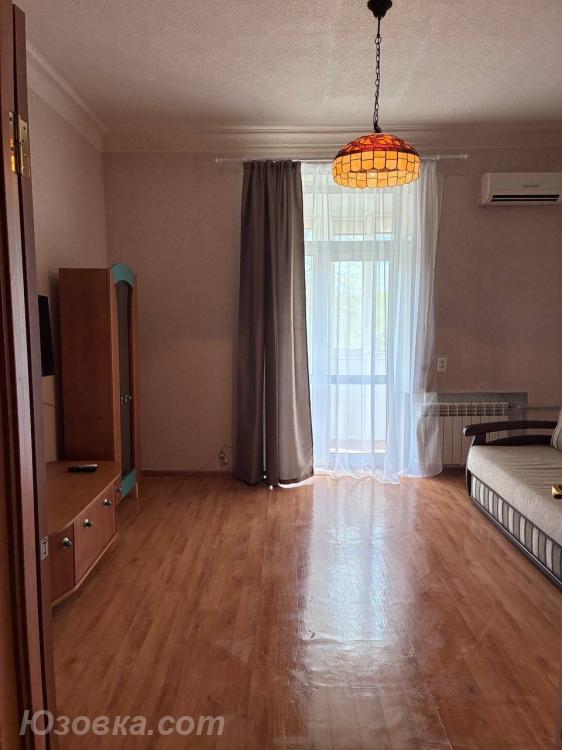 2-комн. квартира, 65м², с мебелью, 3/5 эт., ДОНЕЦК