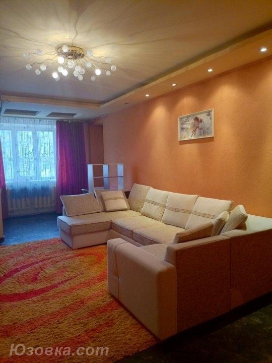 1-комн. квартира, 53м², с мебелью, 4/5 эт., ДОНЕЦК