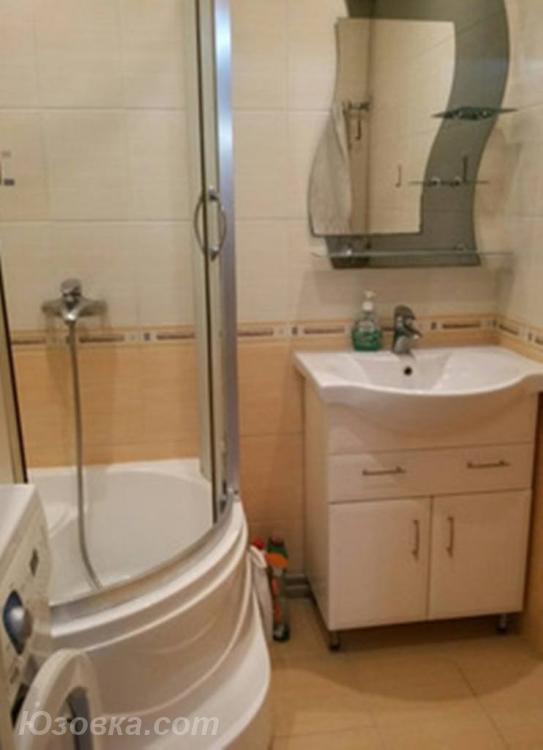 2-комн. квартира, 49м², с мебелью, 2/5 эт., ДОНЕЦК