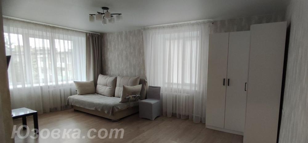 1-комн. квартира, 42м², с мебелью, 4/5 эт., ДОНЕЦК
