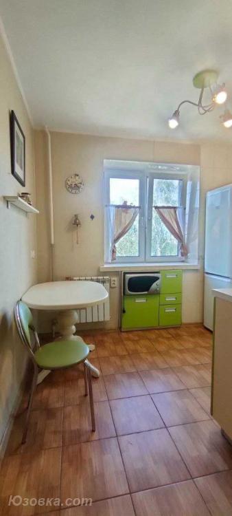 2-комн. квартира, 47м², с мебелью, 3/5 эт., ДОНЕЦК