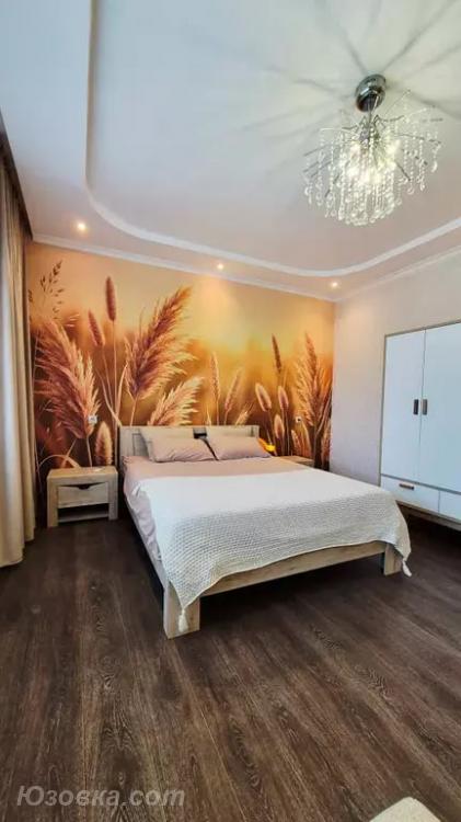 2-комн. квартира, 55м², с мебелью, 2/5 эт.