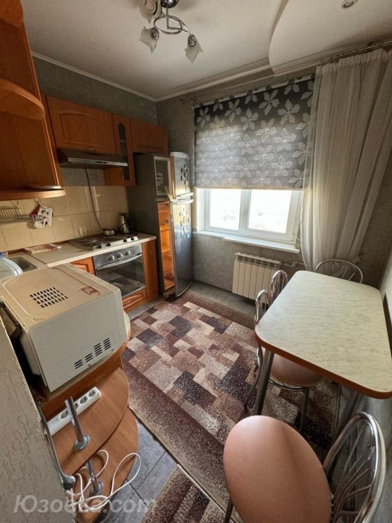 2-комн. квартира, 45м², с мебелью, 4/5 эт.