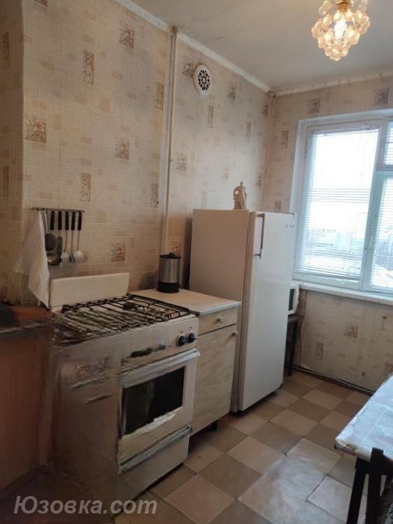 2-комн. квартира, 49 м², вторичка, 8/9 эт., ДОНЕЦК