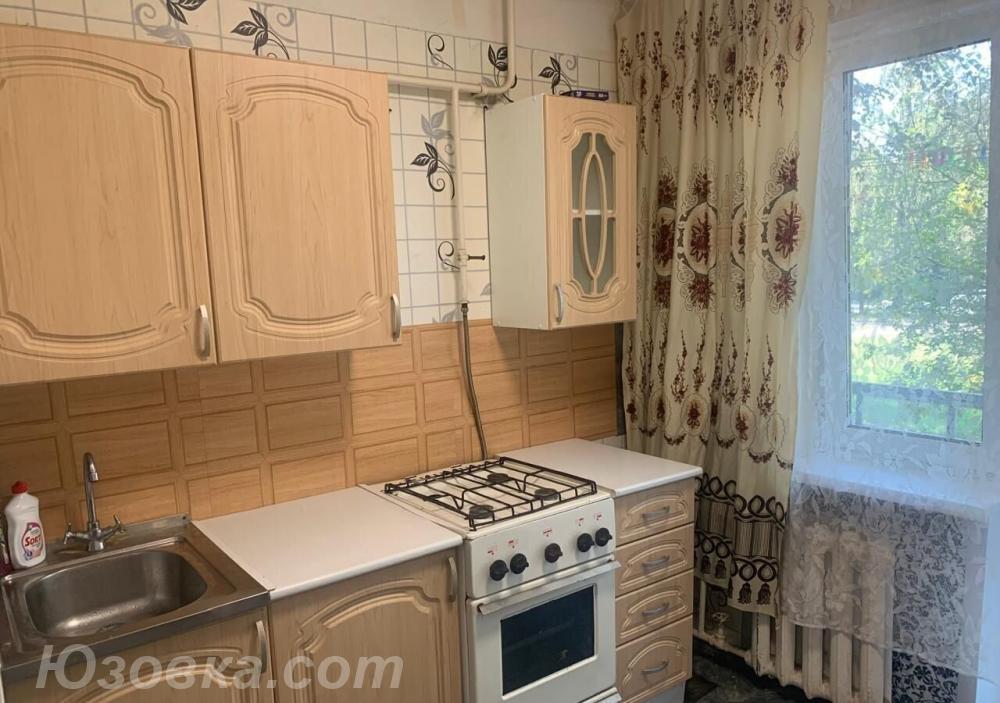 1-комн. квартира, 38м², с мебелью, 2/5 эт., ДОНЕЦК