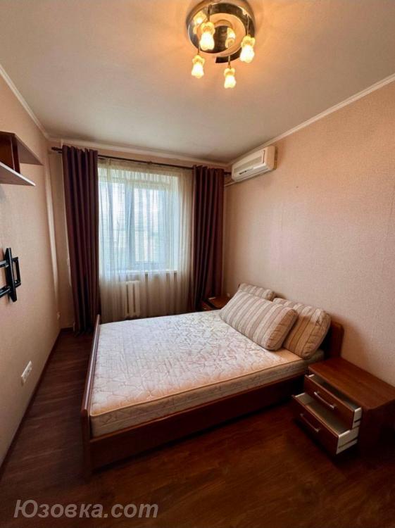 2-комн. квартира, 48м², с мебелью, 4/9 эт., ДОНЕЦК