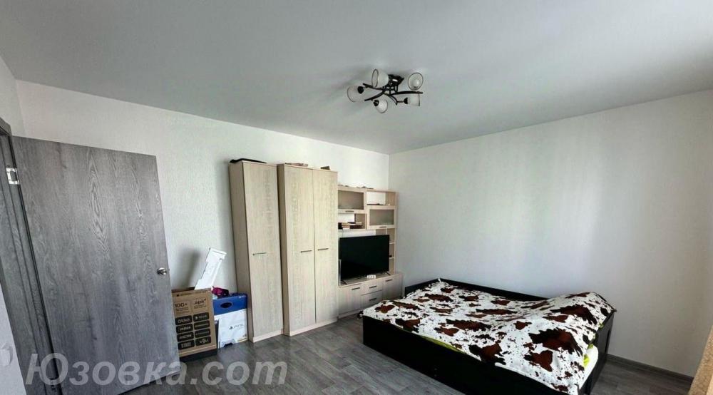 1-комн. квартира, 42м², с мебелью, 5/5 эт., ДОНЕЦК