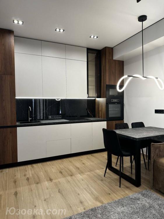 2-комн. квартира, 45м², с мебелью, 4/9 эт., ДОНЕЦК