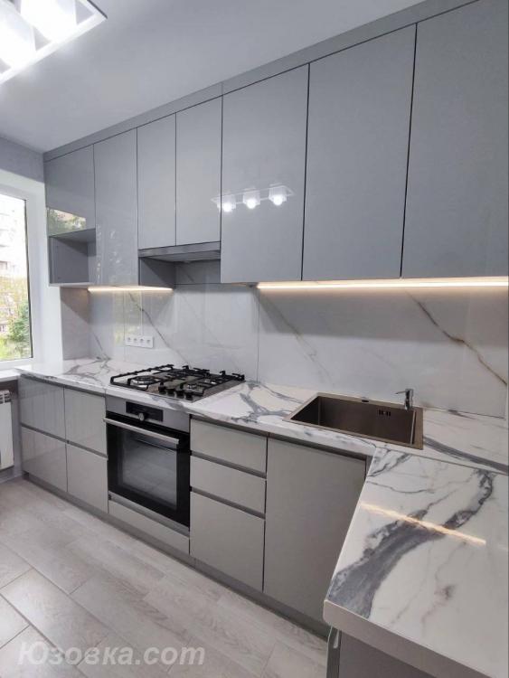 2-комн. квартира, 49 м², вторичка, 1/1 эт., ДОНЕЦК