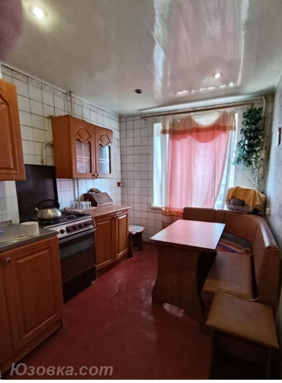 2-комн. квартира, 50 м², вторичка, 5/9 эт., ДОНЕЦК