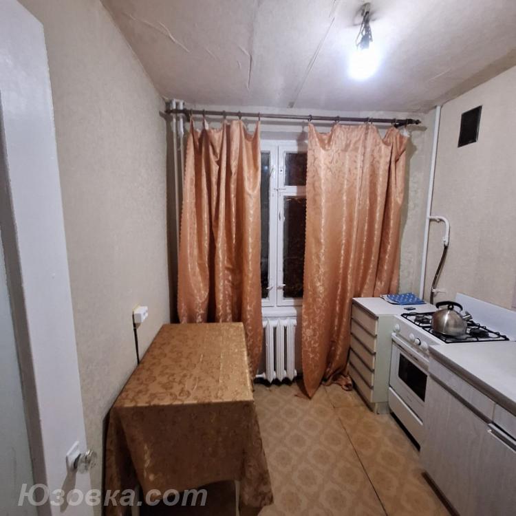 1-комн. квартира, 33м², с мебелью, 2/5 эт., ДОНЕЦК
