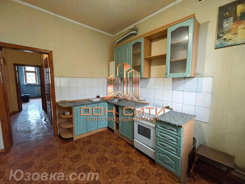 3-комн. квартира, 70 м², вторичка, 2/2 эт., ДОНЕЦК